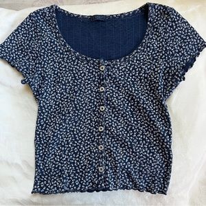 Brandy Melville Zelly Top